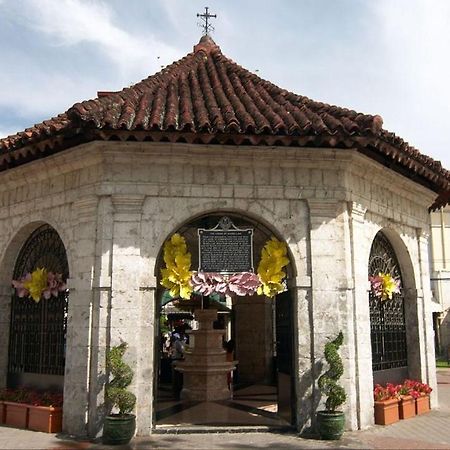 Zen Rooms M.P. Yap Street Cebú Exterior foto